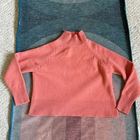 Field Gear Cozy Coral Cashmere Mockneck Sweater - Picture 11 of 14